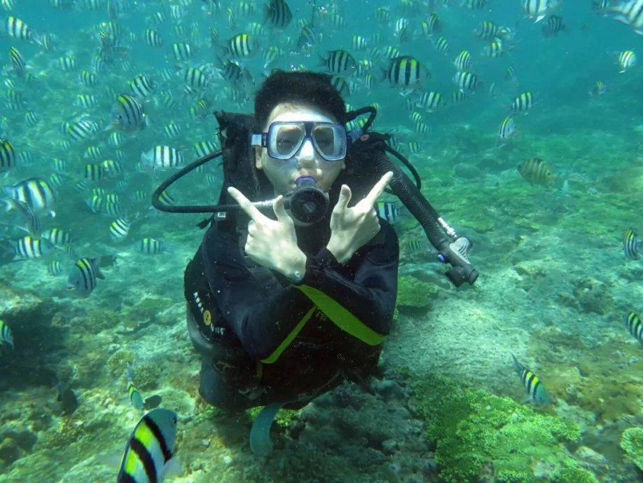 海滩宾馆逃生